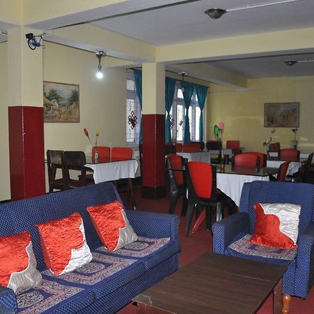 Hotel Palbheu Гангток Екстериор снимка